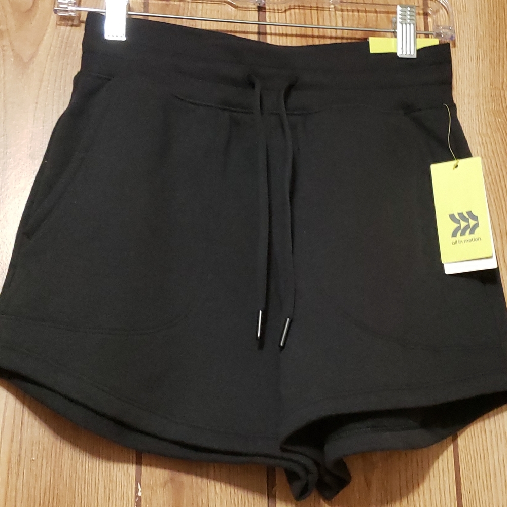 All in Motion Black Knit Shorts Kids Size Small XS (4/5) Pockets, Drawstring